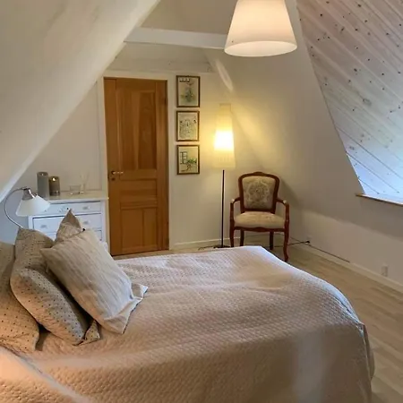 לינה וארוחת בוקר Det Kristne Feriehotel *