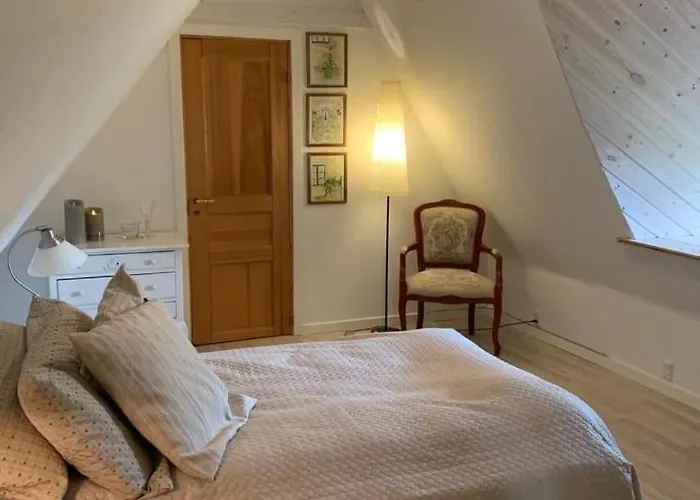 לינה וארוחת בוקר Det Kristne Feriehotel *