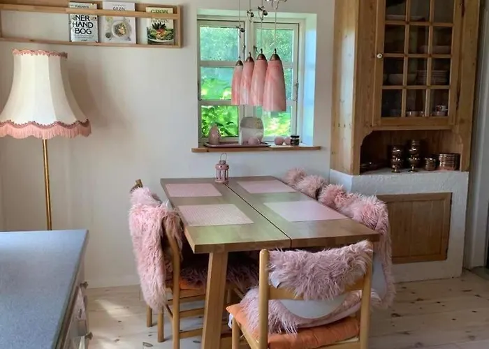 Det Kristne Feriehotel לינה וארוחת בוקר *